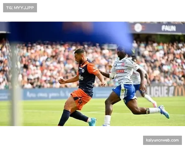 实时：南特对阵蒙彼利埃，主队前锋因危险动作被直接红牌罚下